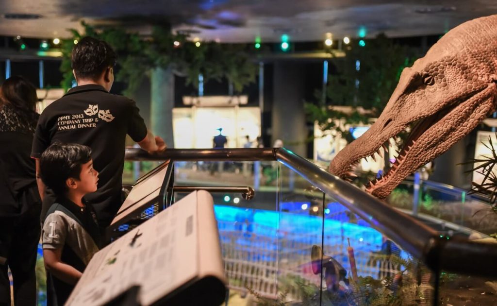 Petrosains Discovery Centre adalah destinasi wisata edukasi untuk anak di Malaysia