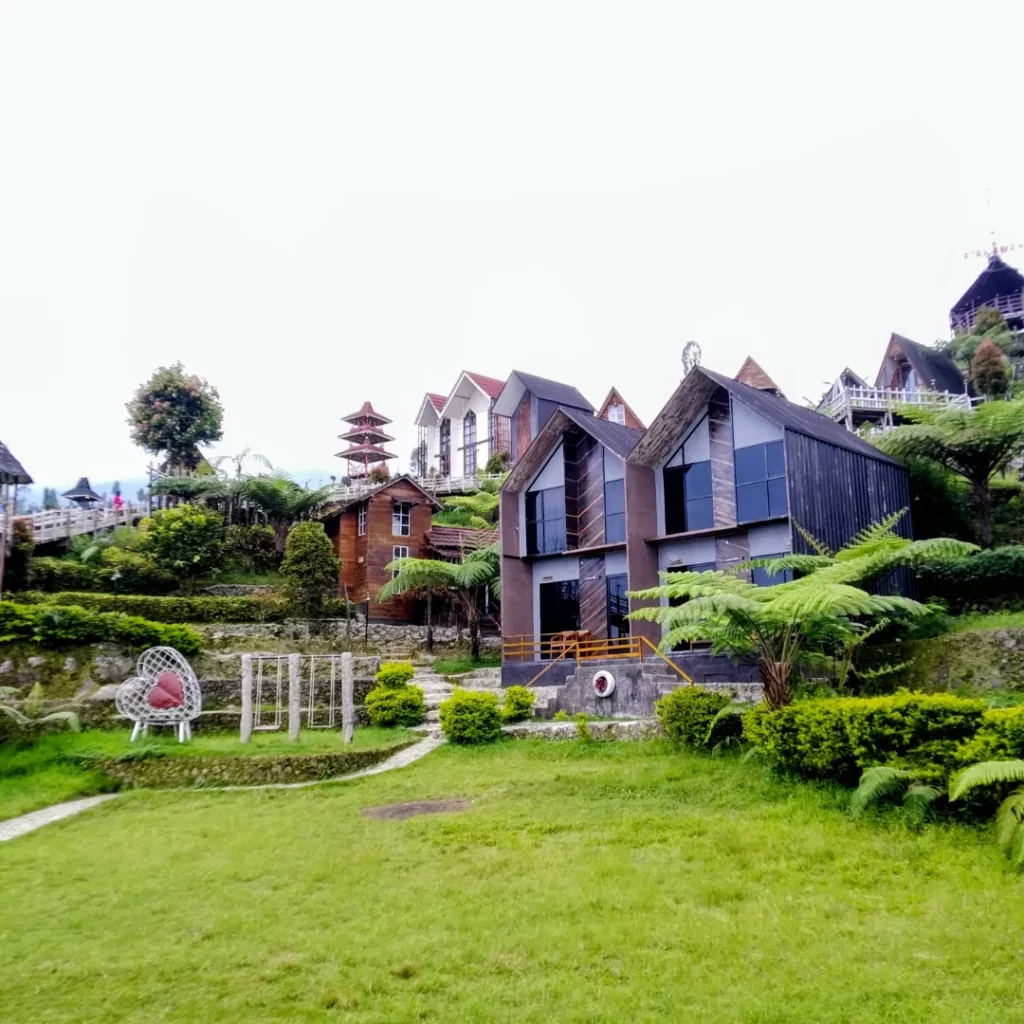 Destinasi wisata Kampoeng Atas Awan Temanggung di Jawa Tengah