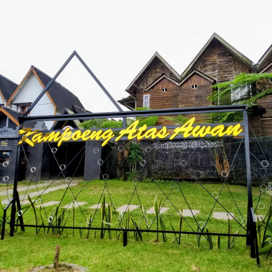 Kampoeng Atas Awan Temanggung